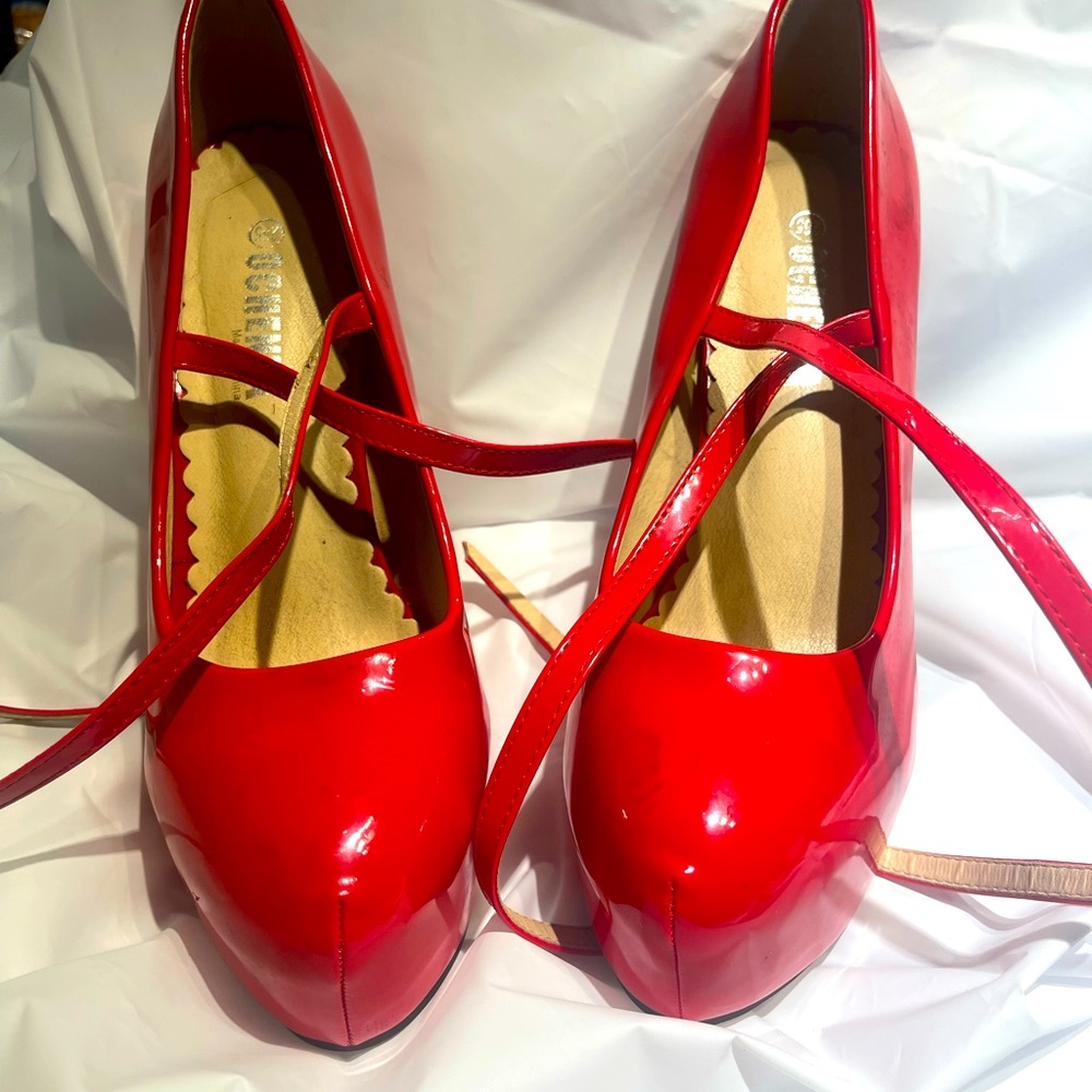 Ochenta High Heels